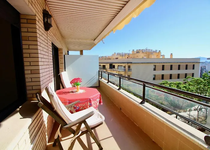 Apartamento Levante * 坎布里尔斯