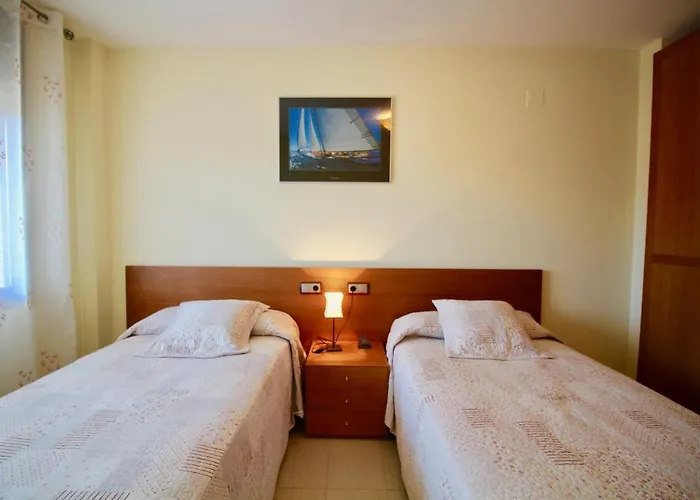 Apartamento Levante 坎布里尔斯